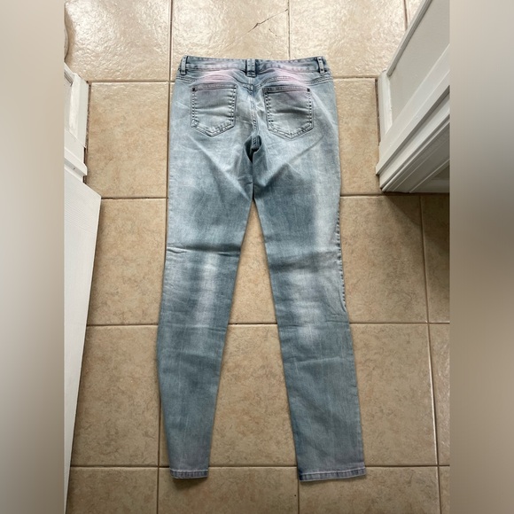 BUNDLE OF VINTAGE JEANS - Picture 5 of 7